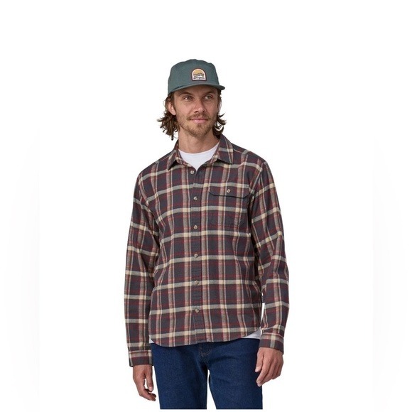 Patagonia MEN'SLONG-SLEEVED COTTON IN CONVERSION LIGHTWEIGHT FJORD FLANNEL SHIRT - Picture 1 of 6